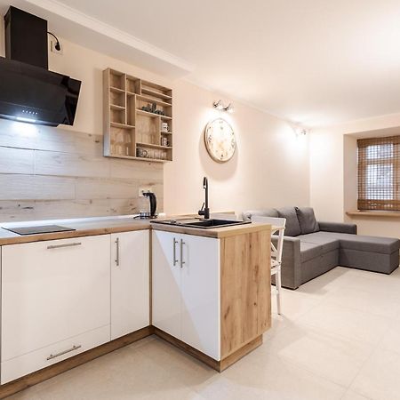 Staroevreyska Timber Apartment Leopoli Esterno foto