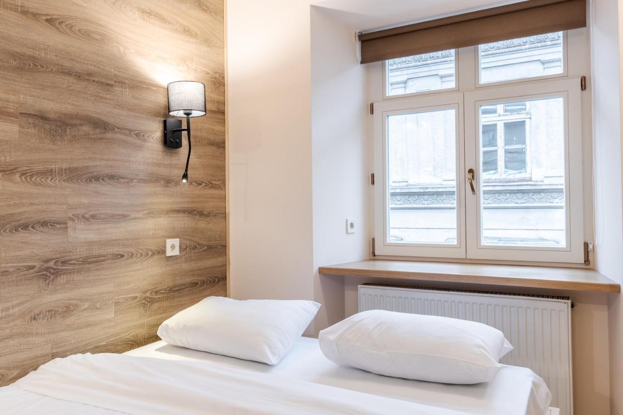 Staroevreyska Timber Apartment Leopoli Esterno foto