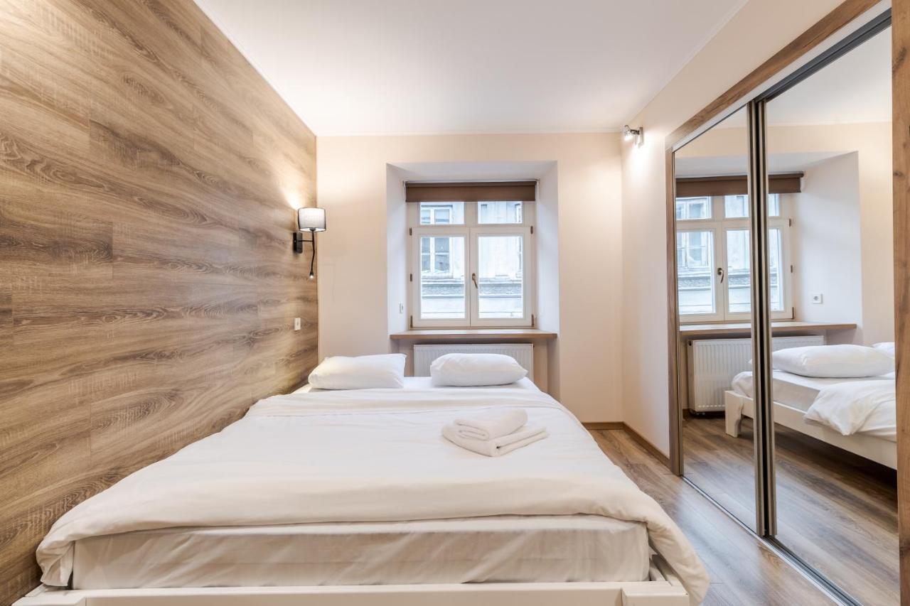Staroevreyska Timber Apartment Leopoli Esterno foto